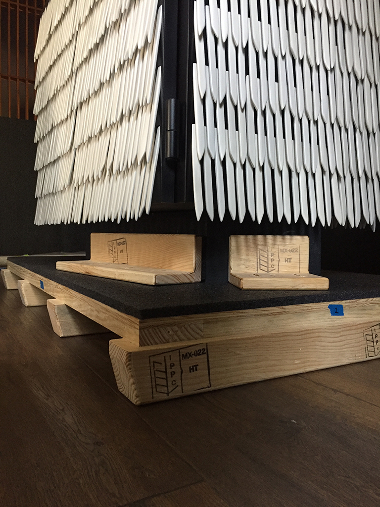 gloriacortina_artshippingcrate_valenzuelaproductora